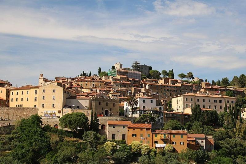 Camere Vecchia Fonte Campiglia Marittima Exterior foto